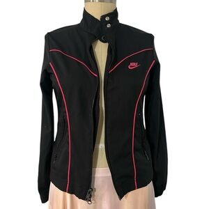 0259 Nike Women's Black Jacket with Pink Accents piping zip sz XS